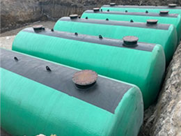 介休市青鴻化工有限公司甲醇儲存庫，50立方S F雙層油罐10臺。
